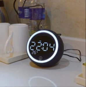 digital-alarm-clock-with-dual-usb-charger-1000x1000