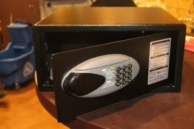 electronic-safe-500x500 (1)