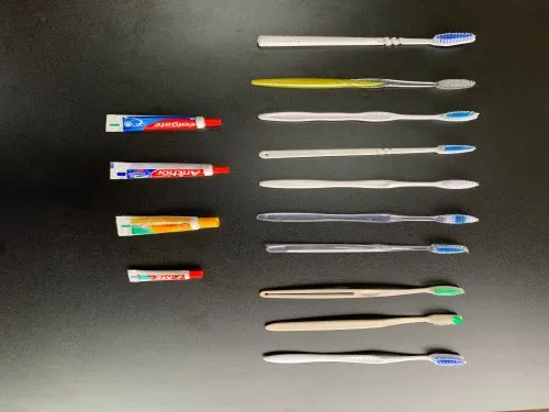 hotel-dental-kit-500x500 (1)