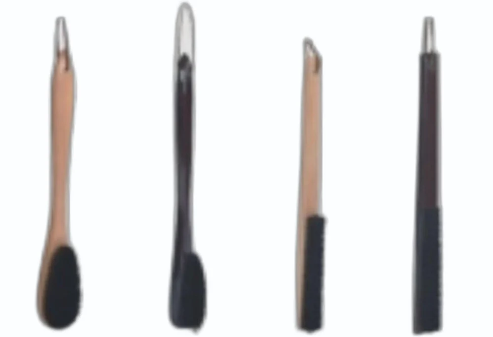 wooden-coat-brush-1000x1000 wooden-coat-brush-1000x1000