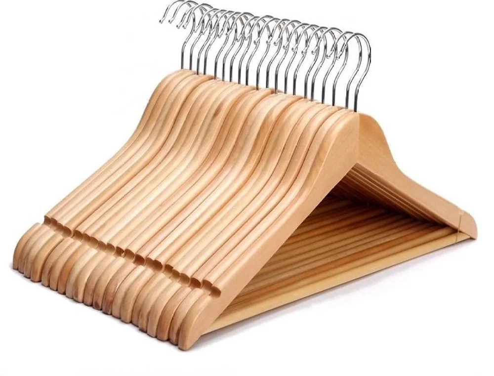 wooden-coat-hanger-1000x1000